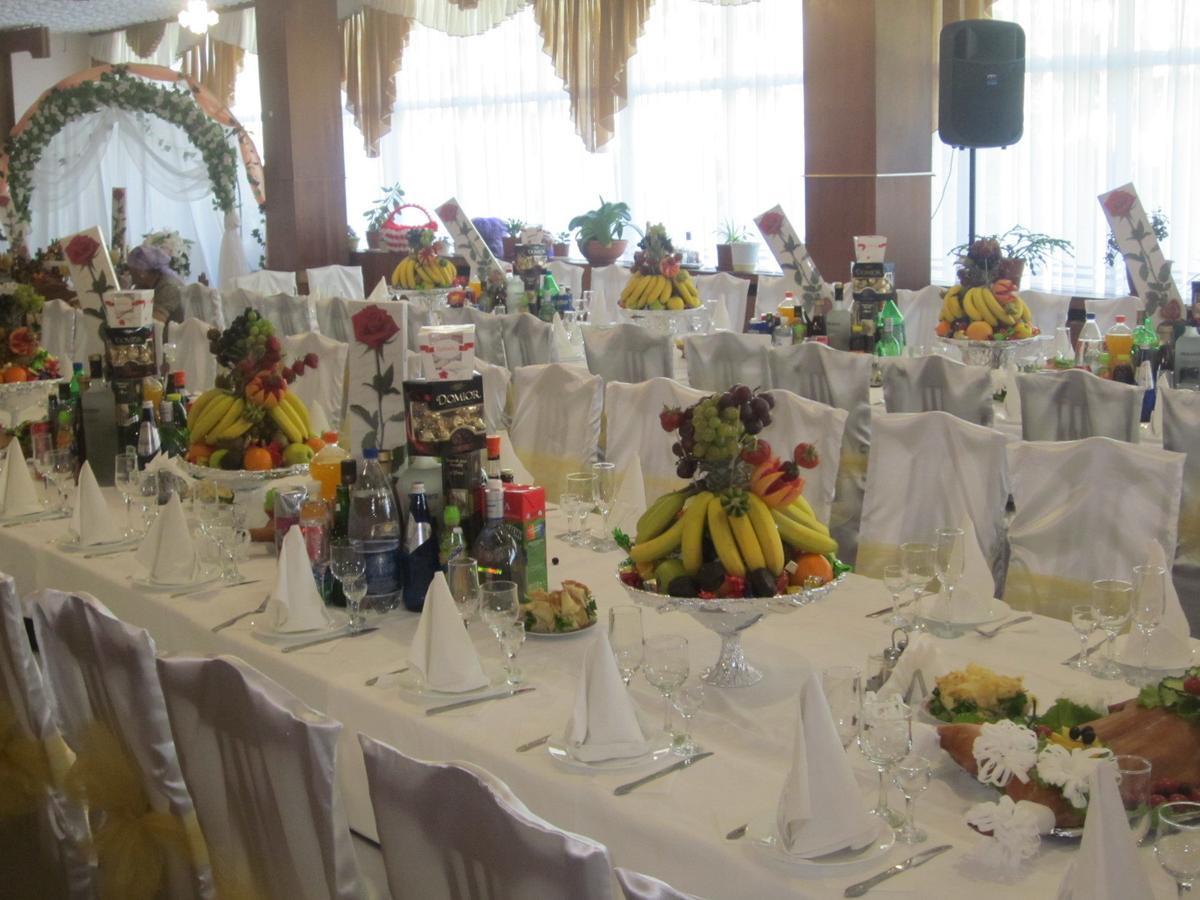 Hotel Prietenia Bender ภายนอก รูปภาพ