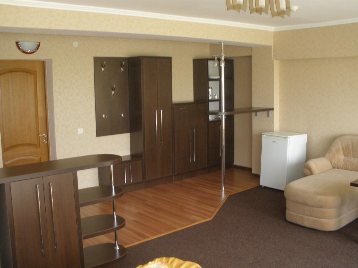 Hotel Prietenia Bender ห้อง รูปภาพ