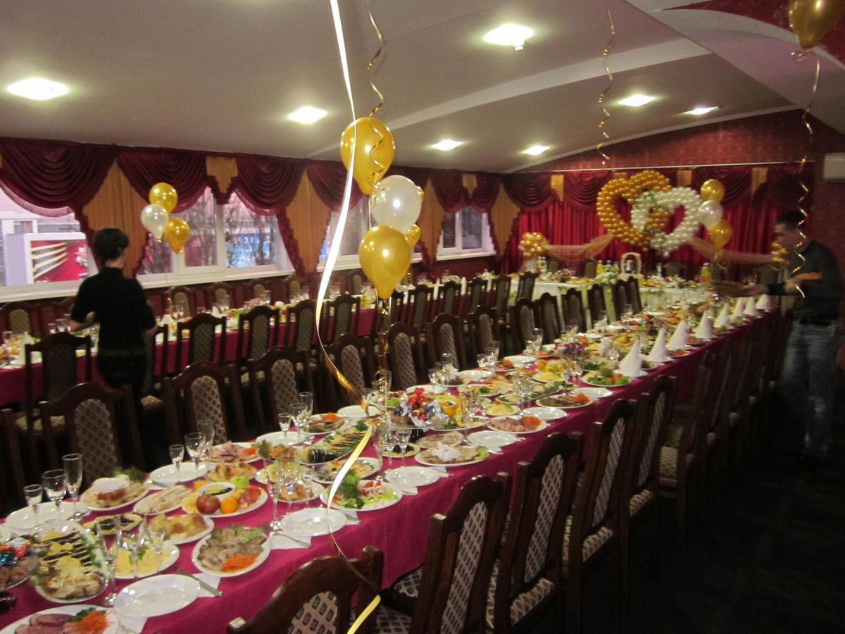 Hotel Prietenia Bender ภายนอก รูปภาพ