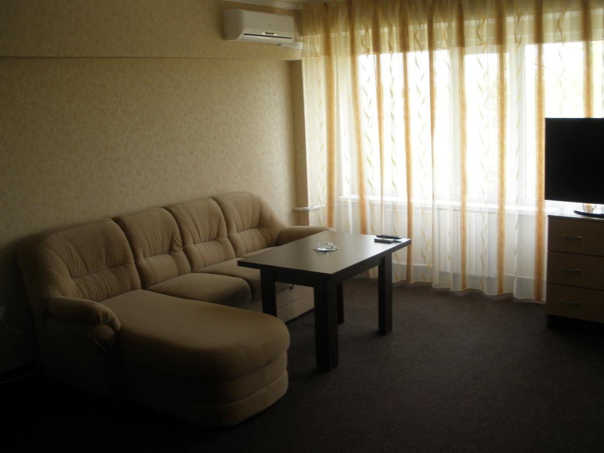 Hotel Prietenia Bender ห้อง รูปภาพ